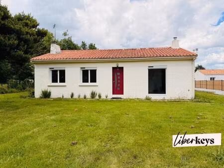 charme & nature : maison rénovée dans un environnement privilégié élégante maison de campa
