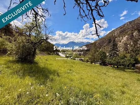 terrain de 1296 m2 constructible