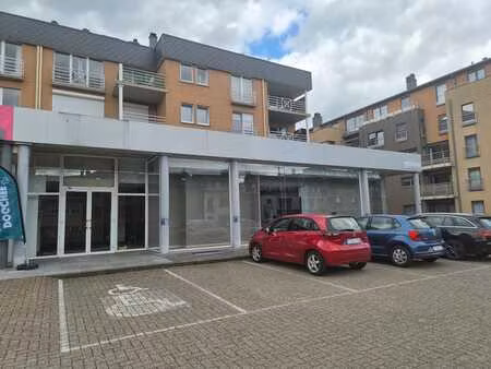à louer — local commercial 500 m²