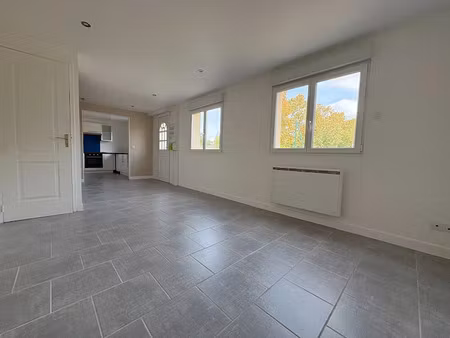 location maison 3 pièces 57.21 m² à conches-en-ouche (27190)  730 €
