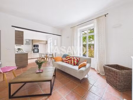 vente maison de ville 6 pièces de 135m² - 13840 rognes