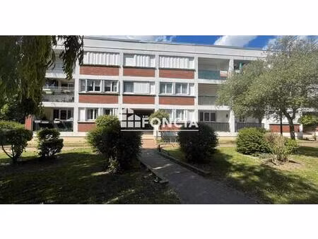 f4 lumineux – dernier étage – balcon plein sud avec vue parc