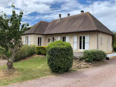 location maison 4 pièces 108 m² à janville (14670)  1 300 €