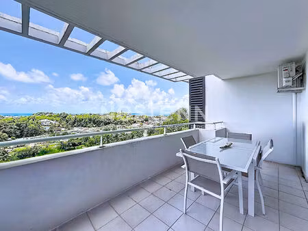 a vendre appartement t2 avec terrasse vue mer et parking
