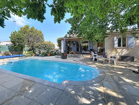charmante villa de plain-pied dans quartier paisible à lapal