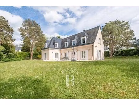 maison de luxe de 215 m2 en vente noisy-le-roi  île-de-france