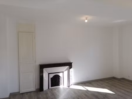 appartement nogent sur seine 2 pièces rez de chaussée 45.14 m2