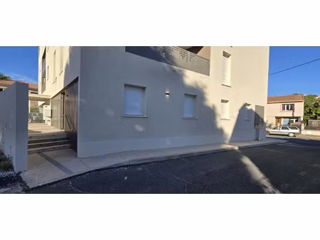 location commerce 180 m² à clermont-l’hérault (34800)