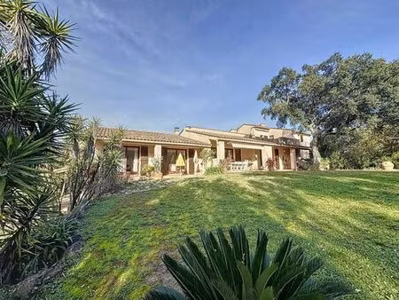 maison de 8 pièces de luxe en vente à mandelieu  provence-alpes-côte d'azur