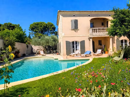 vente maison 7 pièces 192 m² villeneuve-lès-avignon (30400)