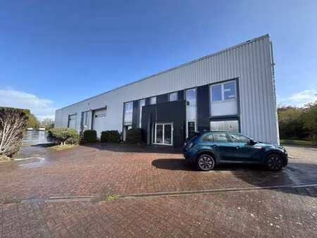 ensemble semi-industriel de 1815m²