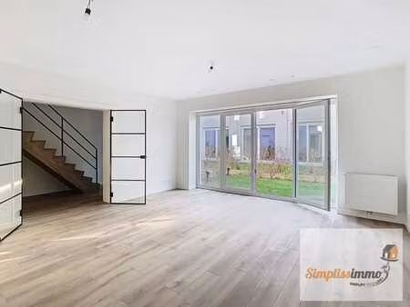 maison 100 % rénovée 150 m² 2 ch. 2 sdb jardinet