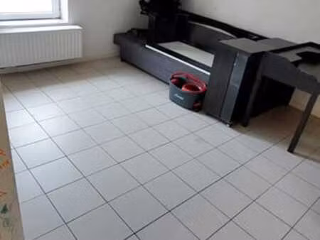 studio proche de la gare et des commerces à rixensart