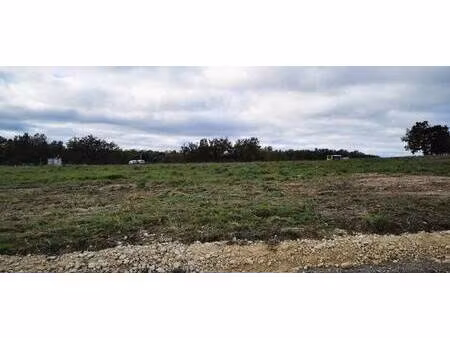 terrain constructible viabilisé à vendre