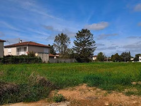 terrain constructible viabilisé à vendre