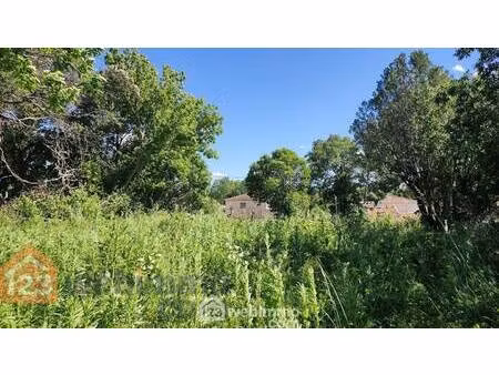 terrain constructible viabilisé à vendre
