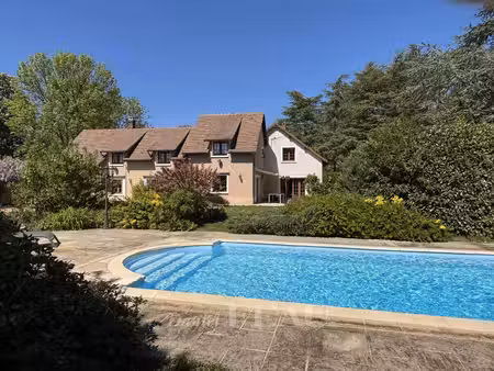 proche montfort maison ancienne avec piscine