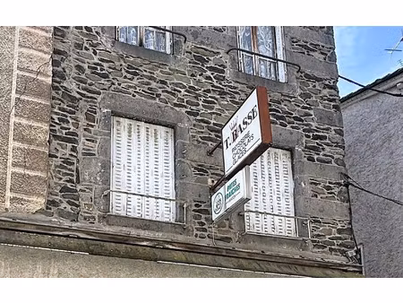 immeuble saint-flour m² t-5 à vendre  88 000 €