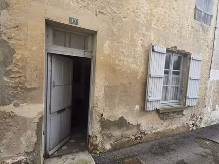 maison de village à condé-en-brie (02330)