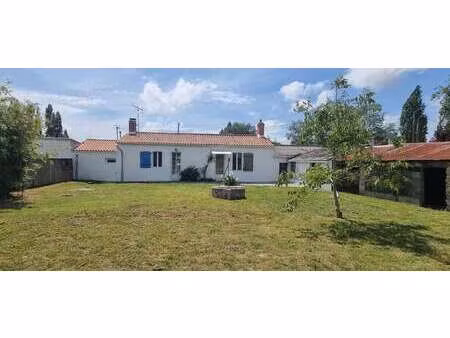 vente maison à sallertaine (85300) : à vendre / 74m² sallertaine