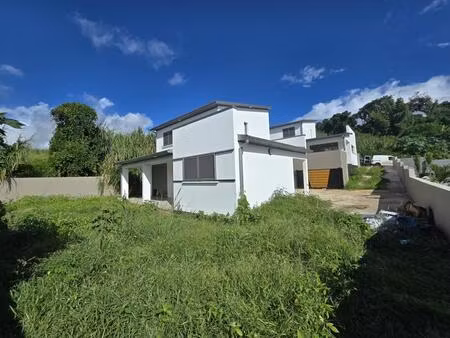villa neuve t4 r+1 bois rouge sainte-marie