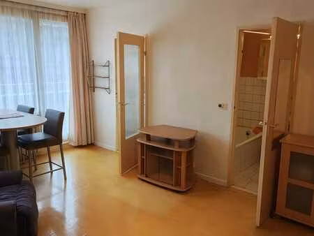 studio à louer saint-josse 790€ ( charges incluses 120€)