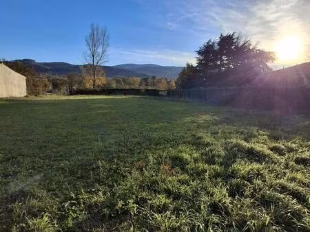 terrain constructible à vendre
