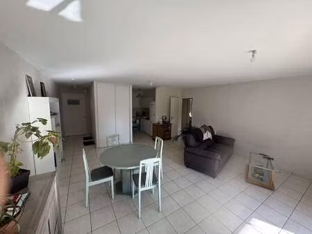 vente maison à laval avesnières (53000) : à vendre / 83m² laval avesnières