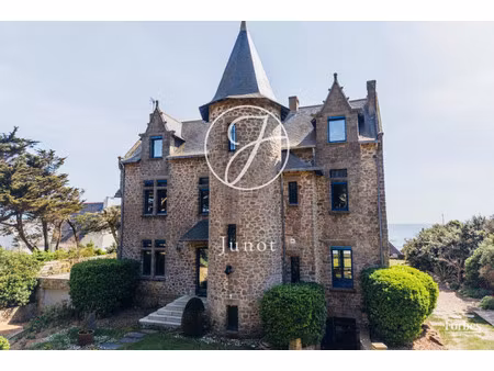 maison de luxe à vendre dans le quartier centre-benoît