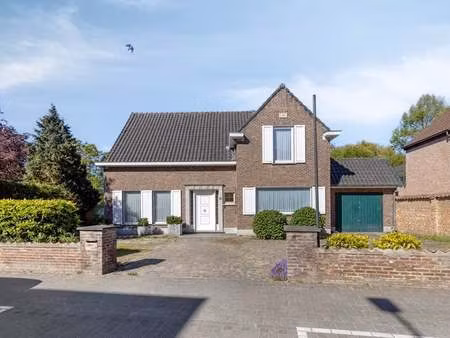 maison à louer à overmere € 1.275 (loakb) - immo bia | zimmo