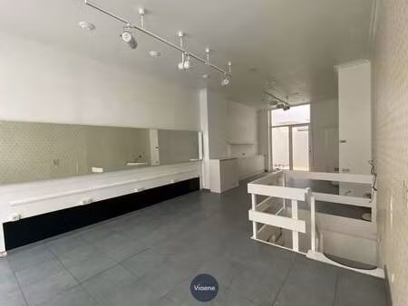 bien professionnel à louer à oostende € 1.500 (lo9xn) - viaene vastgoed | zimmo