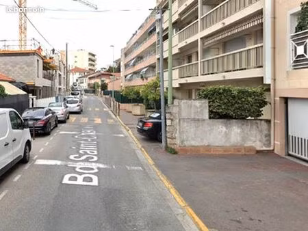 parking sous immeuble à louer