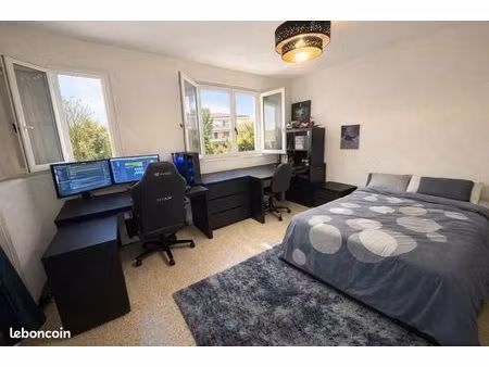 studio 1 pièce 29 m²