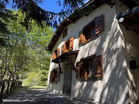 chalet 5 pièces 119 m²