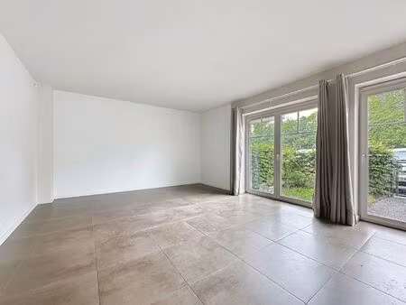 rez-de-chaussée à louer à rue de villers 2 hannut (vbe23046)