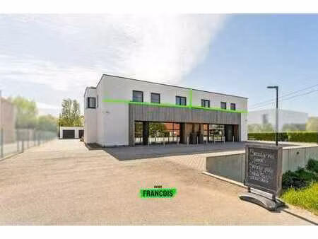 appartement met 3 slaapkamers en garage te eernegem