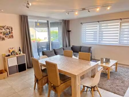appartement 2 chambres  peb b  terrasse