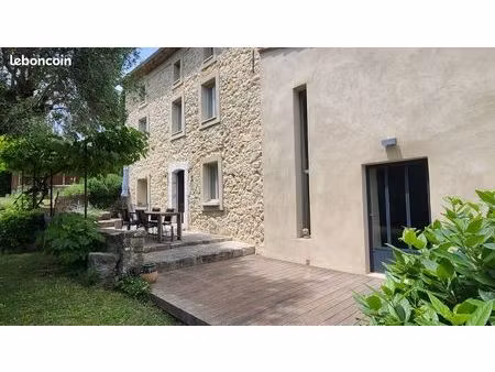 mas en pierre  88 m2  le rouret