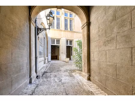 hôtel particulier à vendre dans le quartier château devèze