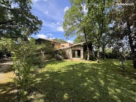 maison 5 pièces 159 m²