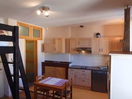 studio meublé 24m² dans maison de village