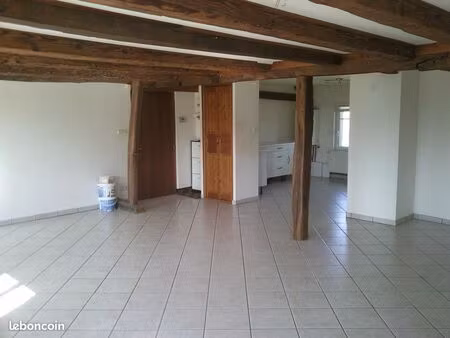 appartement f4 dans corps de ferme rénové