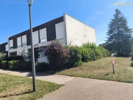 location meublée à cergy préfecture – 600 toutes charges comprises