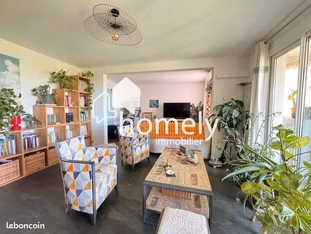 appartement 3 pièces 79 m²