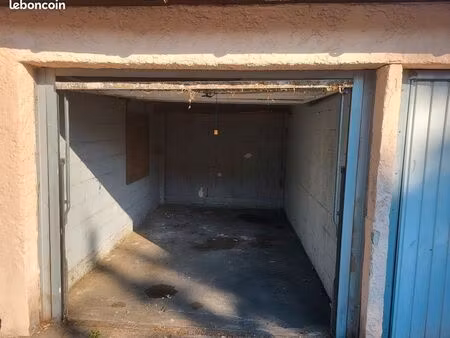 box fermé à vendre - 170 avenue pierre brossolette - copropriété les arpèges■aubagne 13400