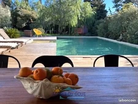 superbe villa t 6 avec piscine sur 1041 m² de terrain  calme assuré  proximité calanques