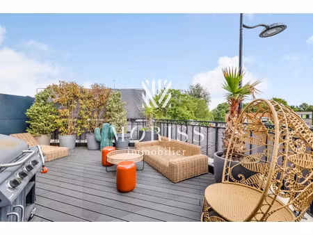 maison de luxe à vendre dans le quartier mocquet