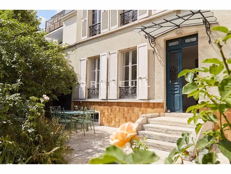 maison de luxe à vendre dans le quartier liberation