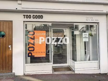 location bureaux et commerces à granville (50400) : à louer / 45m² granville