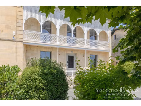maison de luxe à vendre à cambes